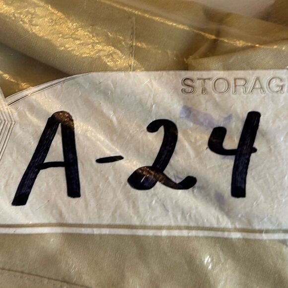 5 for $25🔥Large Giorgio-Belle Tan Long Sleeve Button Front Shirt Size 16- 36/37 - Picture 5 of 5